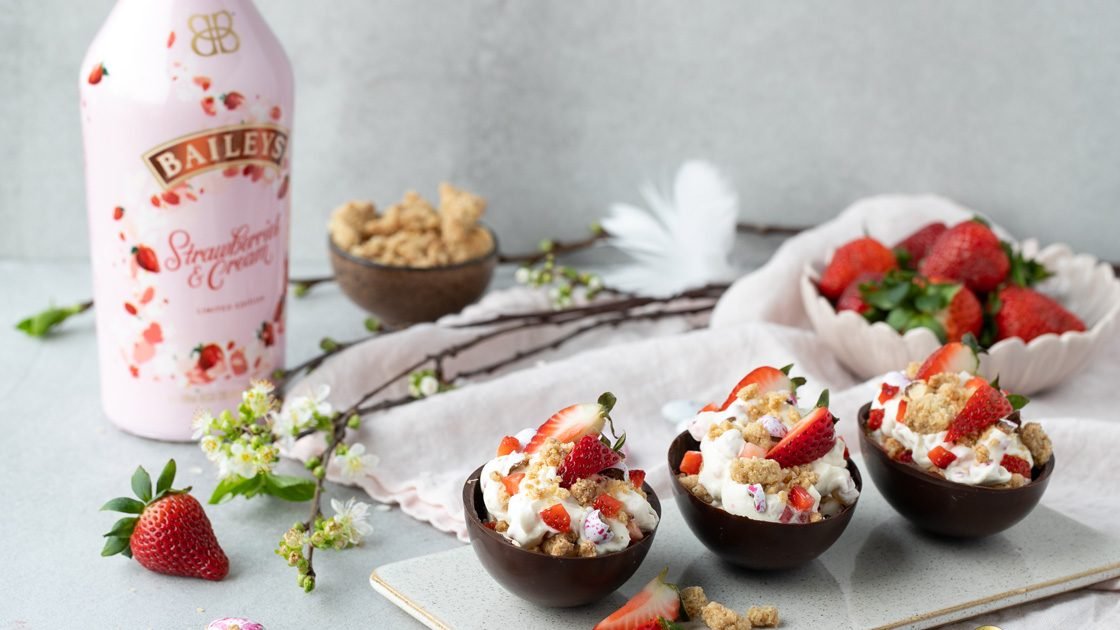 Den perfekta kombinationen av dessert och drink med Brinken Bakar