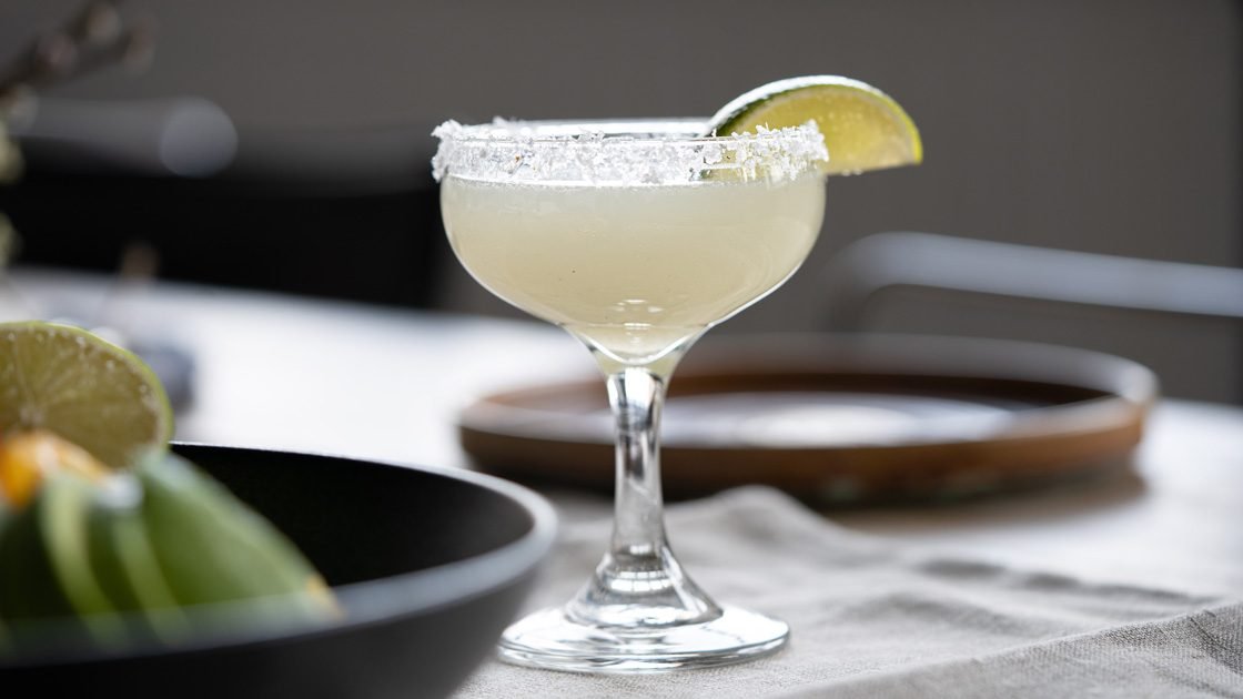 Fira Cinco de Mayo med Margaritas och mexikansk fisktaco Fira Cinco de Mayo med Margaritas och mexikansk fisktaco