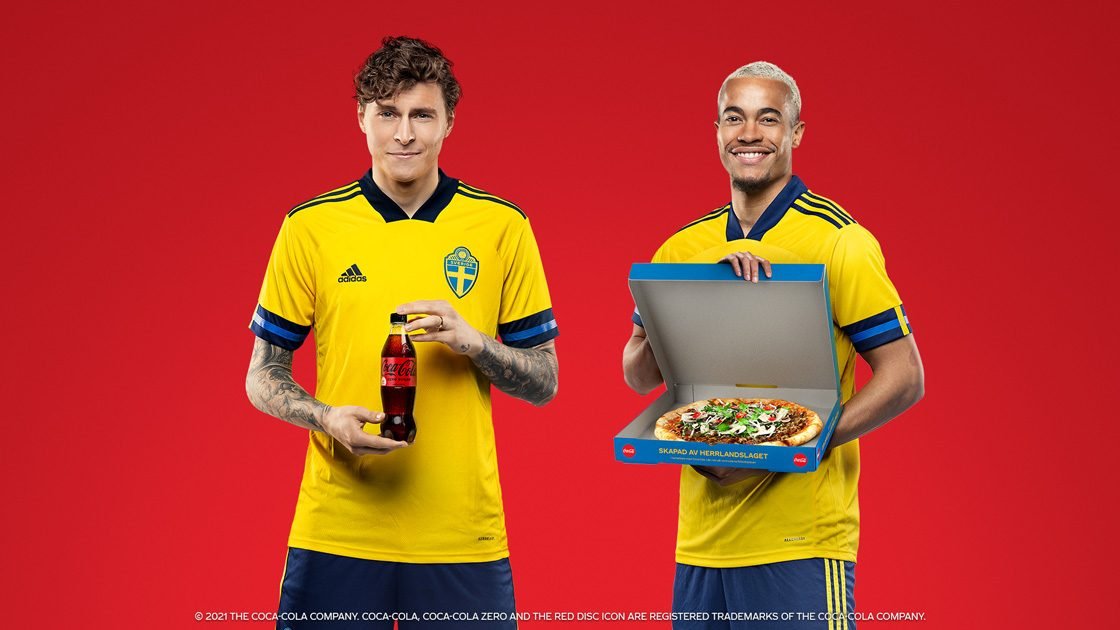 Coca-Cola och herrlandslaget i fotboll lanserar den officiella Fotbollspizzan för EM 2021 Coca-Cola och herrlandslaget i fotboll lanserar den officiella Fotbollspizzan för EM 2021