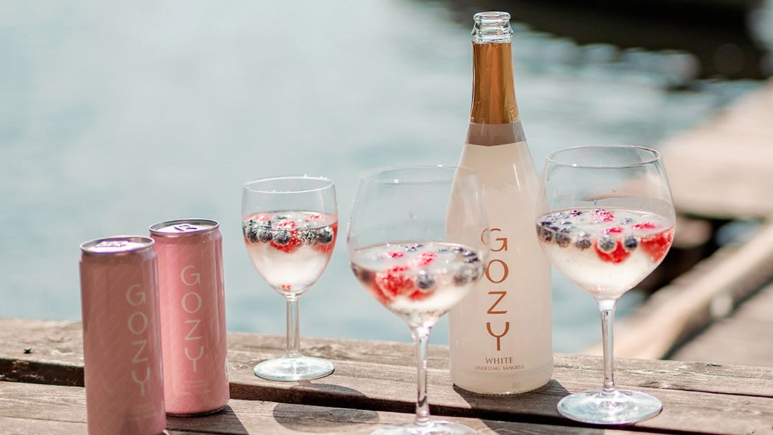 Bubblade sangria på burk – sommarens intressantaste dryckestrend? Bubblade sangria på burk - sommarens intressantaste dryckestrend?